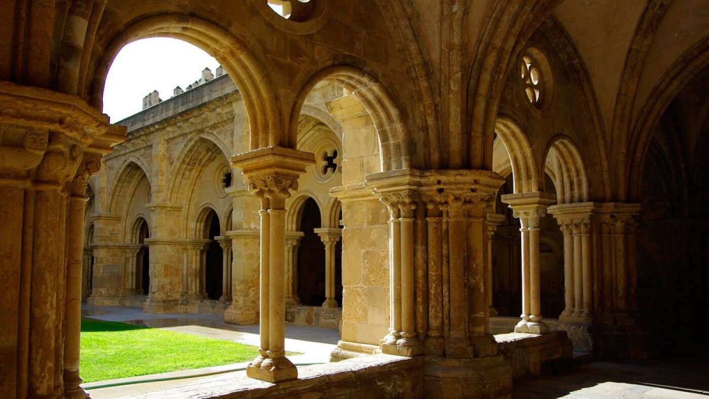  Sé Velha Catedral Vieja en Coímbra