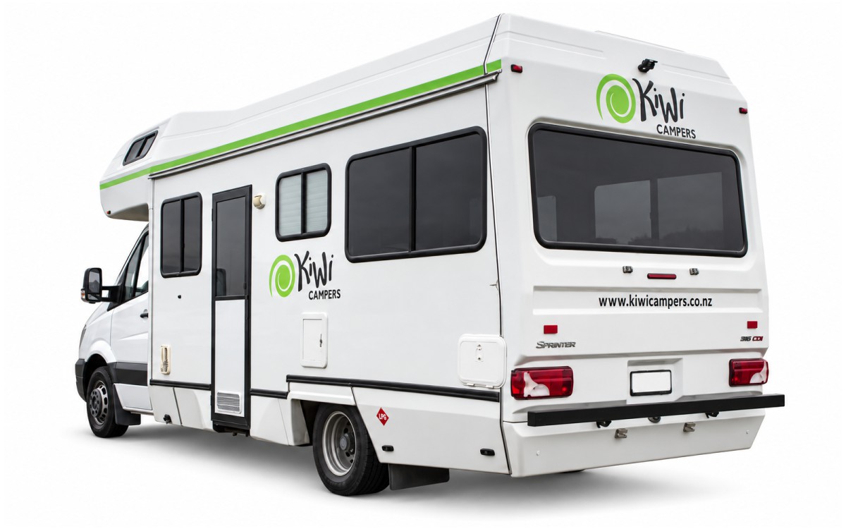 Kiwi 6 Berth — Kiwi Campers