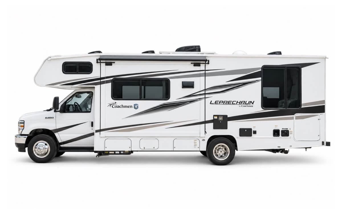 Class C Medium — Road Bear RV